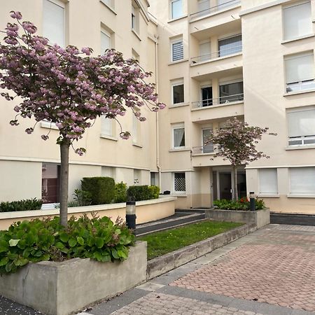 Julia Home, Madamedemconciergerie Reims Exterior foto